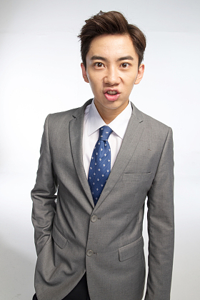 商务青年男人照片