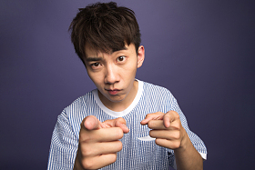 帅气的青年男人照片