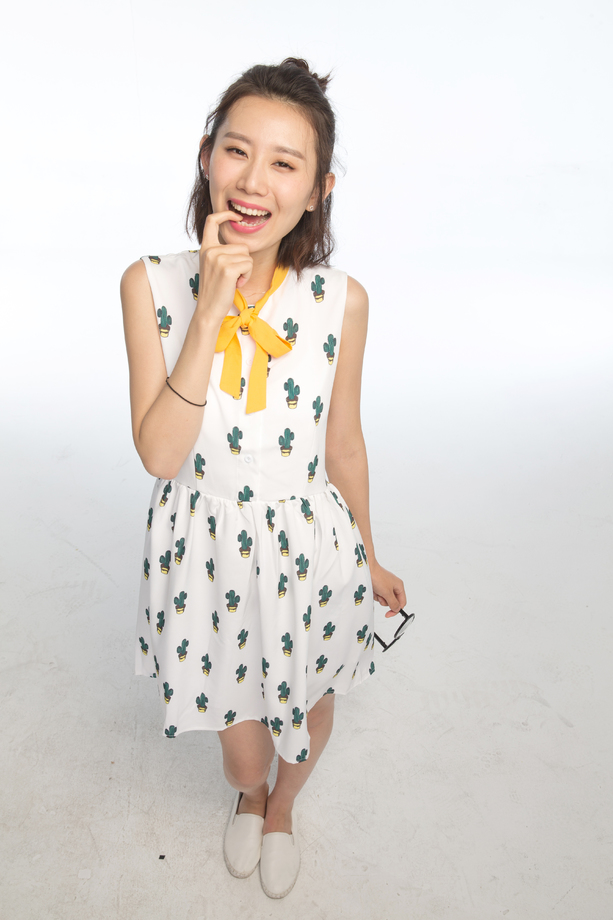 可爱的青年女人