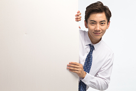 商务青年男人和白板图片