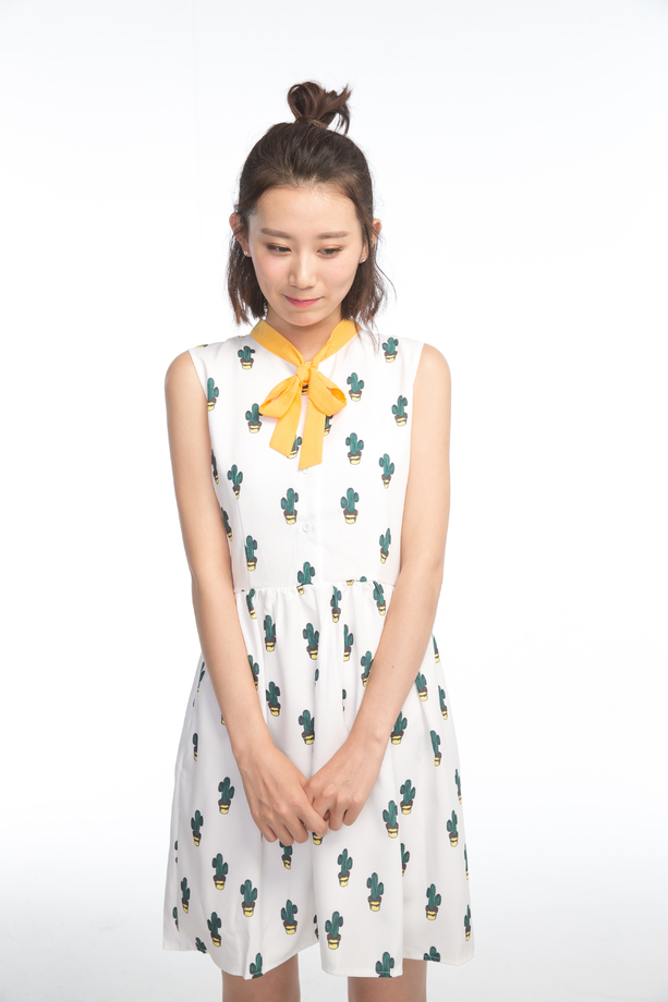 漂亮的年轻女孩