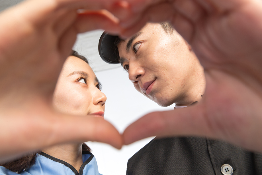 复古青年情侣图片 复古青年情侣图片