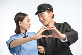 复古青年情侣图片