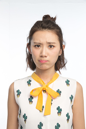漂亮的年轻女孩