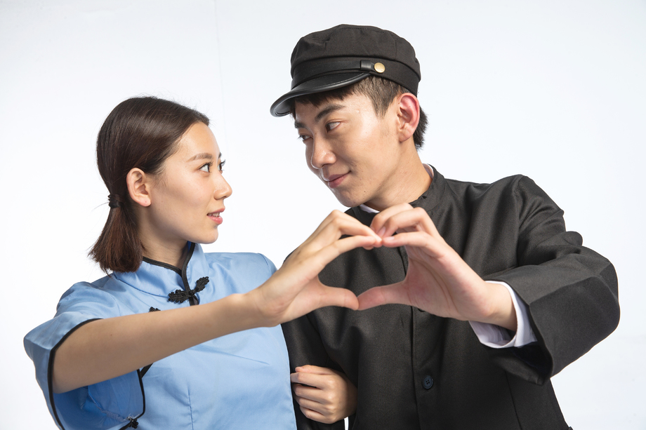 复古青年情侣图片 复古青年情侣图片