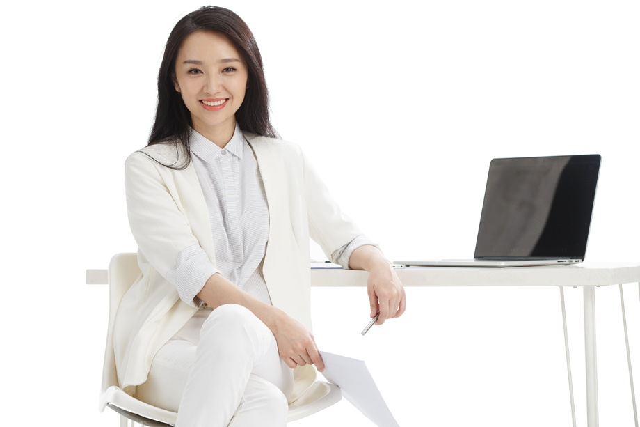 年轻商务女性图片