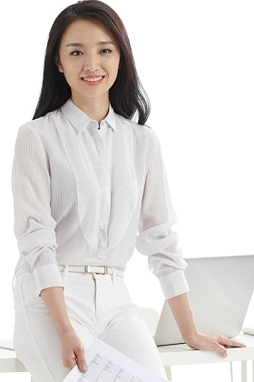 年轻商务女性照片