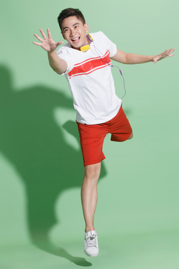 休闲的青年男人照片 休闲的青年男人照片