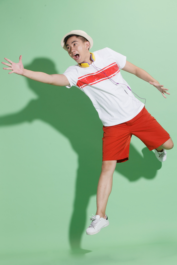 青年男人做手势 青年男人做手势