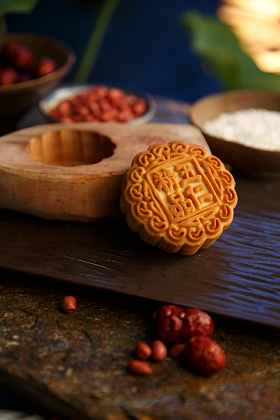 月饼制作图片