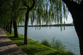 北京颐和园昆明湖图片