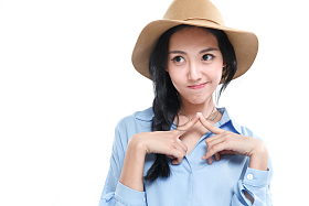 漂亮的青年女人