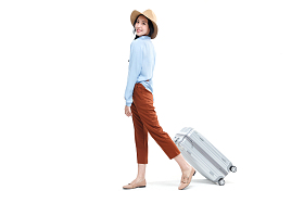 青年女人旅行图片