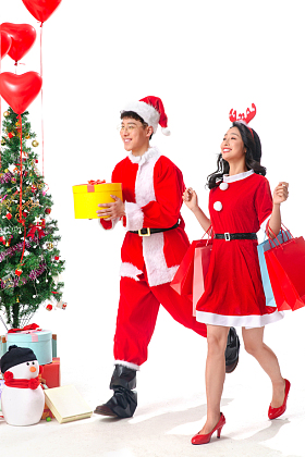 快乐的年轻人过圣诞节图片