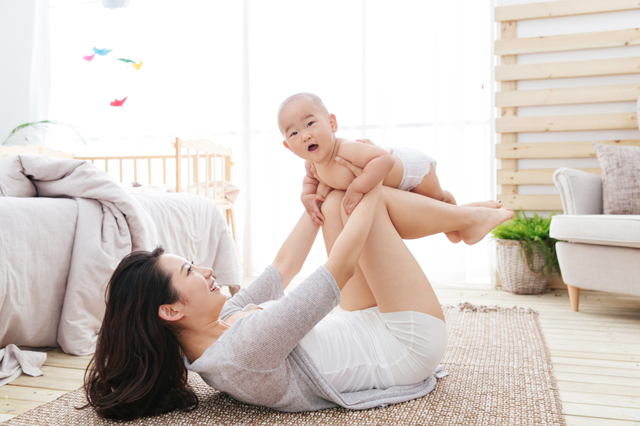 快乐母子玩耍图片 快乐母子玩耍图片