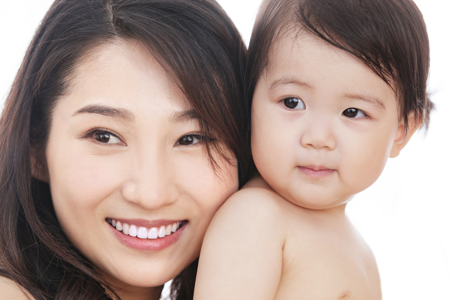 快乐母女玩耍图片