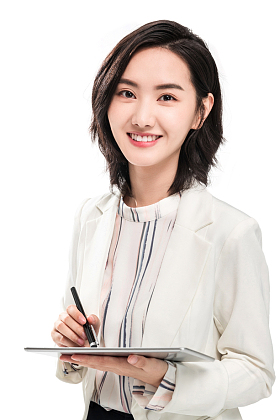 使用平板电脑的年轻女白领