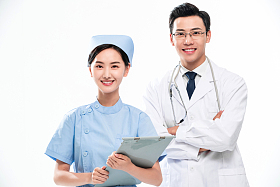 自信的医务工作者图片