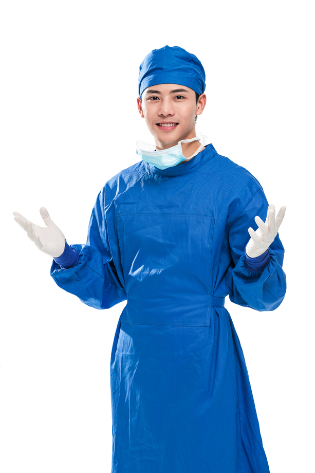 穿手术衣的男医生 穿手术衣的男医生