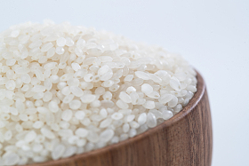 一碗大米特写图片