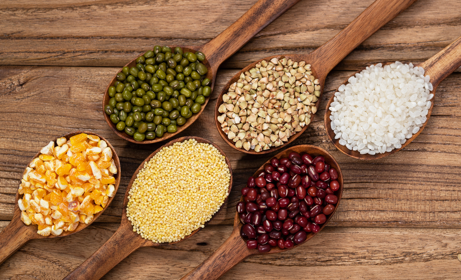 木匙盛着五谷杂粮图片 木匙盛着五谷杂粮图片