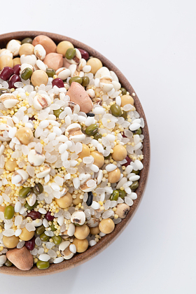 一碗八宝粥米图片