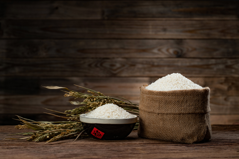 一碗大米和一袋大米图片 一碗大米和一袋大米图片