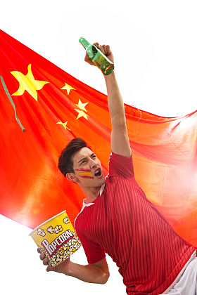 兴奋的球迷庆祝获胜